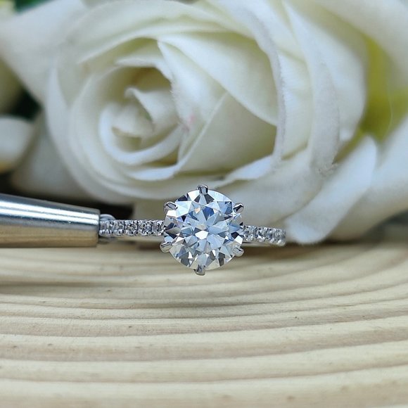 Solitaire 6 Prong Setting 2Ct Moissanite Ring SIze 7 - Picture 6 of 6